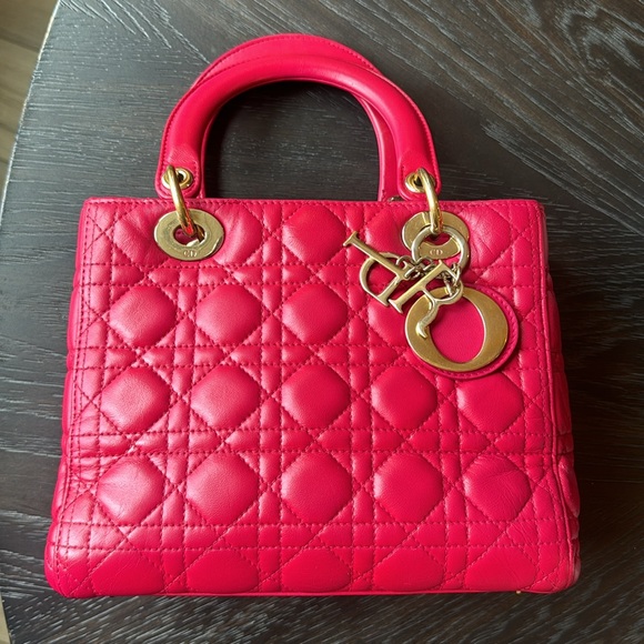 Christian Dior - Lady Dior Medium Bag in Lambskin Leather - Picture 6 of 8